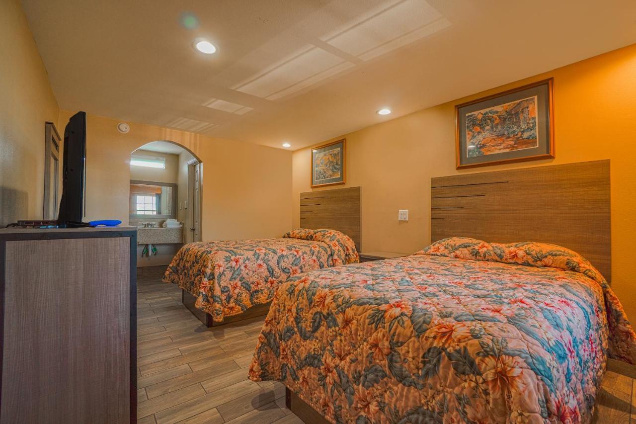Days Inn By Wyndham Aransas Pass Bagian luar foto